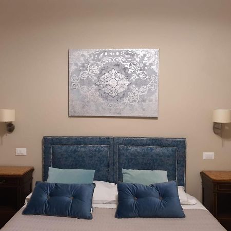 Luxury & Charme Colosseo Рим Екстериор снимка