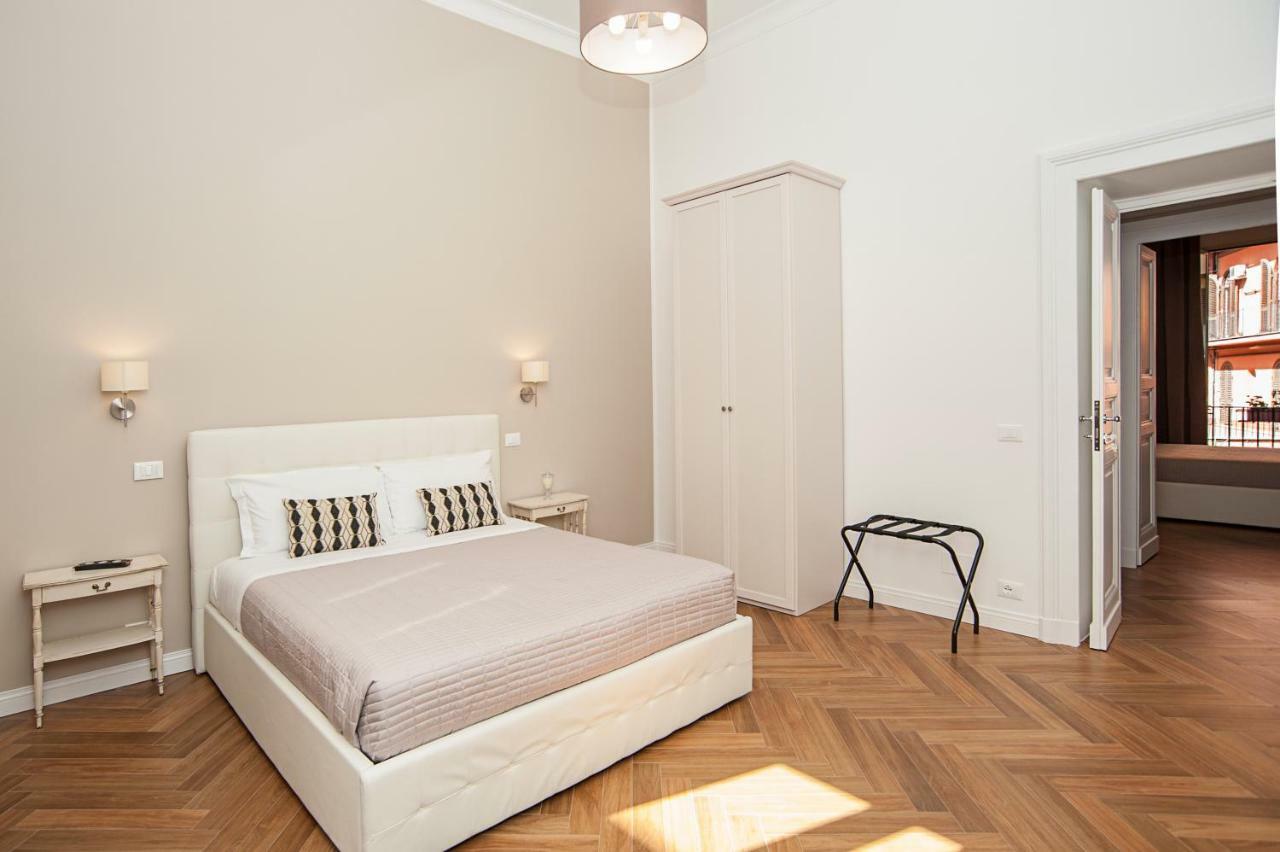 Luxury & Charme Colosseo Рим Екстериор снимка